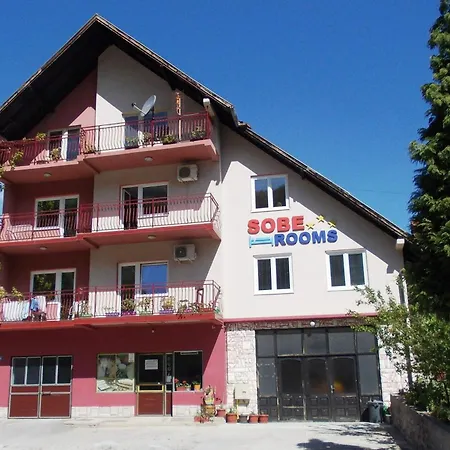 Golub Sevojno 아파트